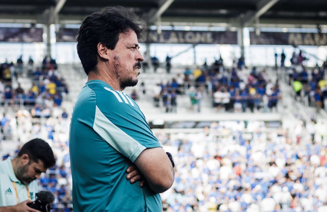 Fernando Diniz demitido do Cruzeiro Balcao News