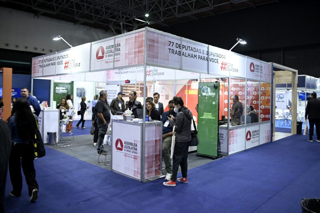 Almg no 40 Congresso de Municipios Balcao News 30 4 25 Aleaxndre Netto