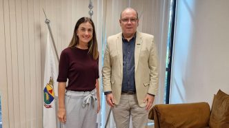 Fernanda Altoe e o presidente da CDLBH Marcelo de Souza e Silva