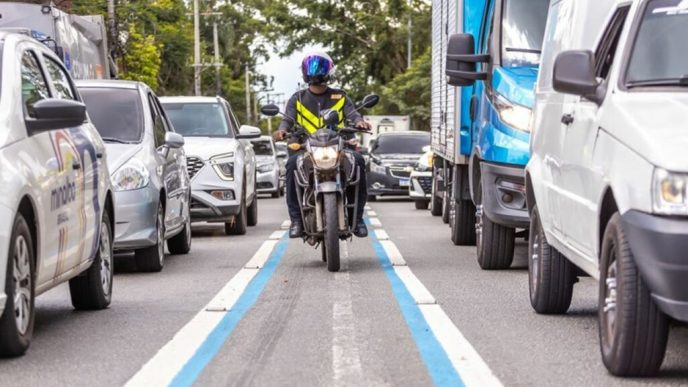 faixa de motoqueiros em bh 1 1024x681 1