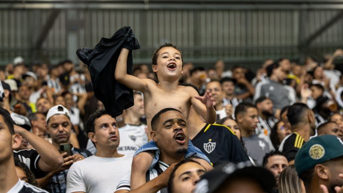 Torcedor mirim do Galo