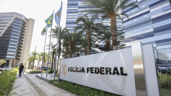 movimentacao pf mcamgo abr 31082023 3