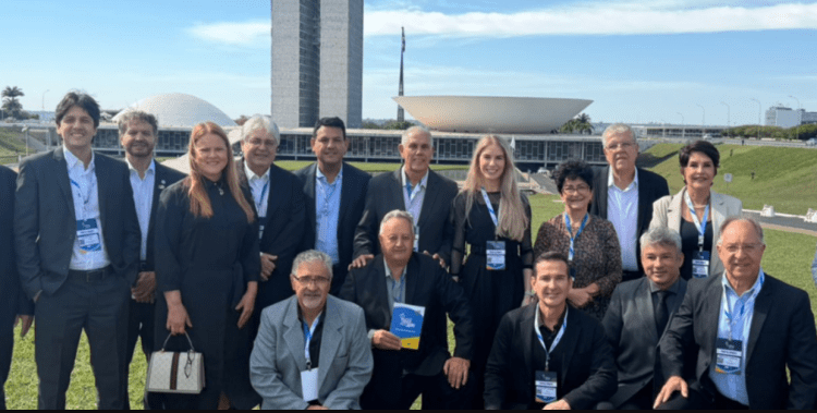 FIEMG participa de debate em Brasília sobre agenda da indústria