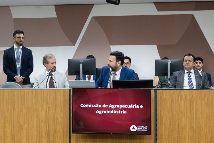 ALMG avança projetos sobre agrotóxico, rural e fruticultura