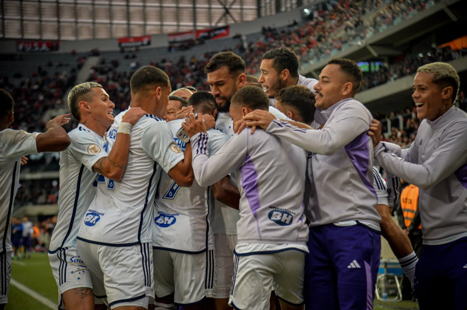 Cruzeiro empata com o Athletico PR Balcao News