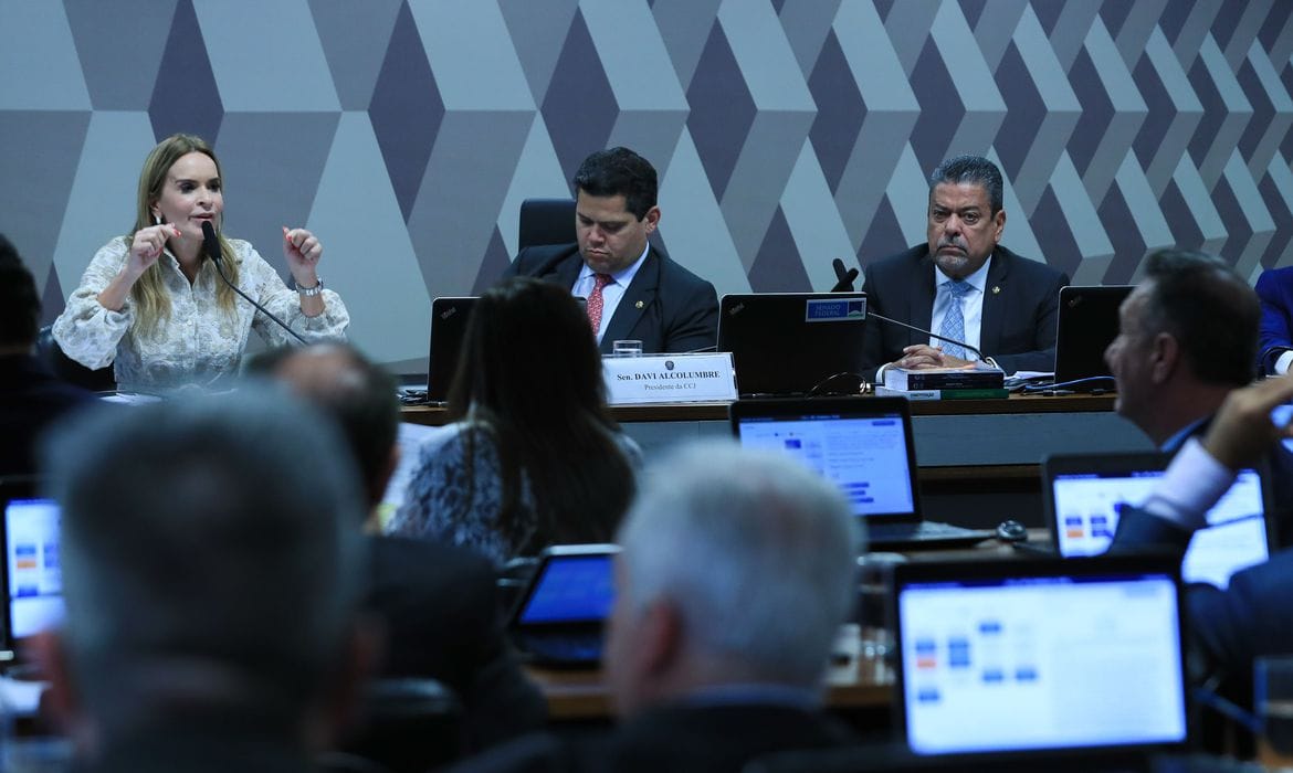 CCj aprova pec plasma humano