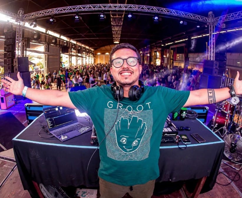 DJ Luiz Araujo Balcao News 01