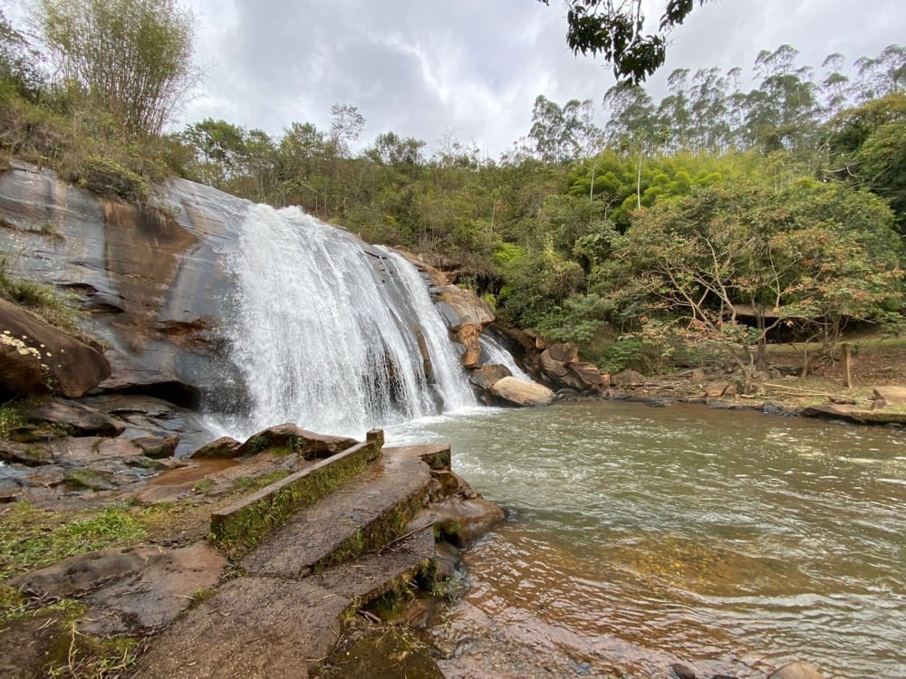 Estrada Real: Distritos de Mariana – parte 1 11 Cachoeira do Brumado foto turismo.mariana.mg .gov .br