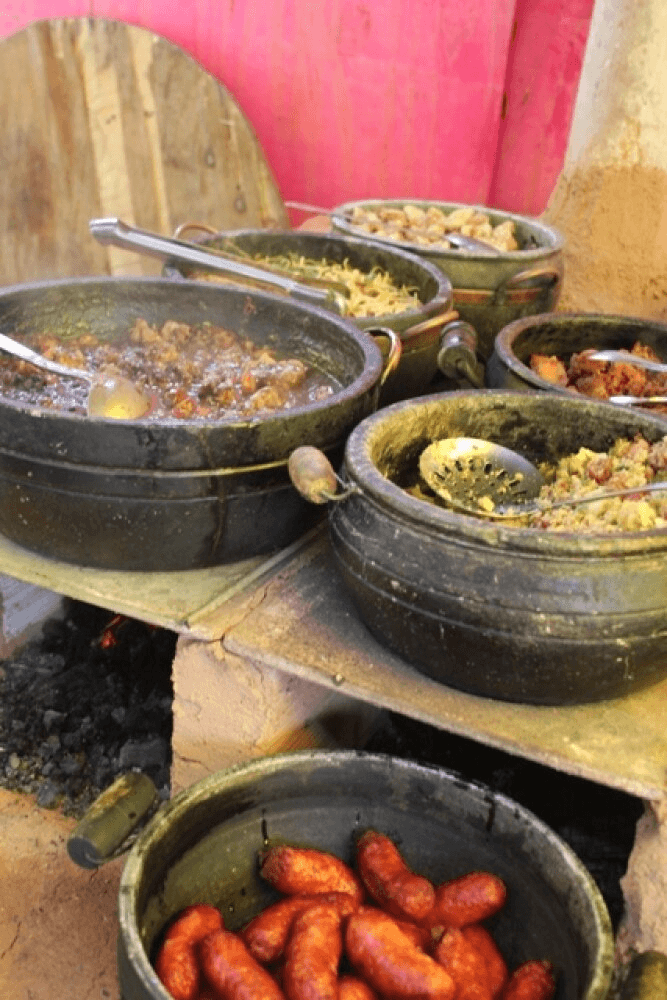 Estrada Real: Distritos de Mariana – parte 1 13 Festa da Panela de Pedra em Cachoeira do Brumado Foto turismo.mariana.mg .gov .br 1