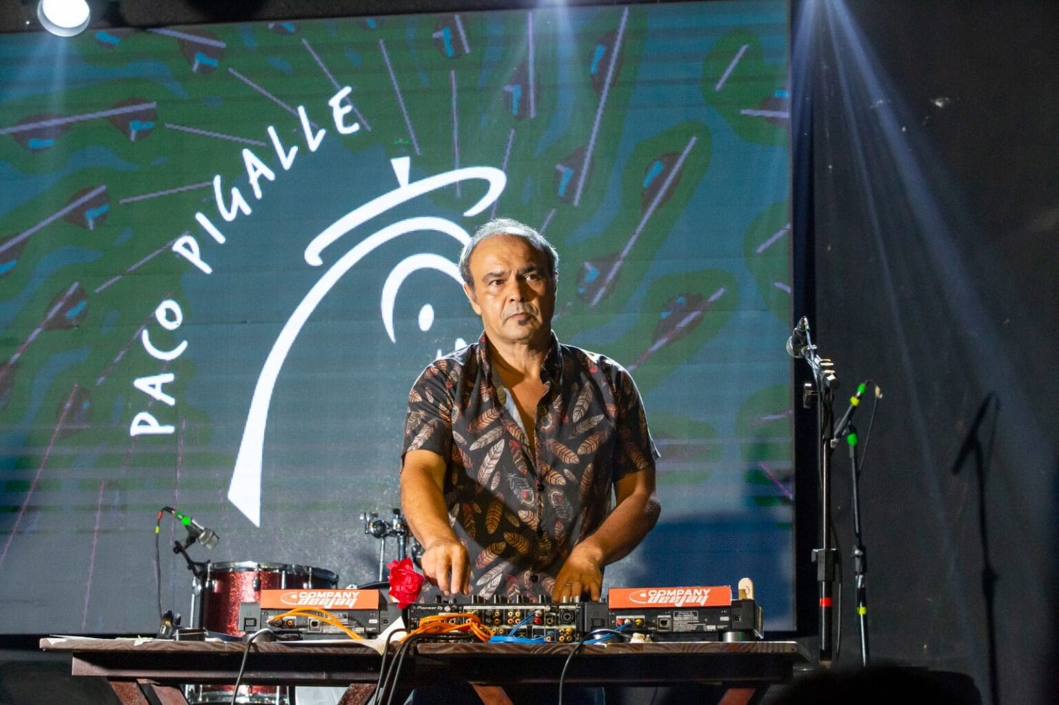 Dj Paco Pigalle no Balcao News