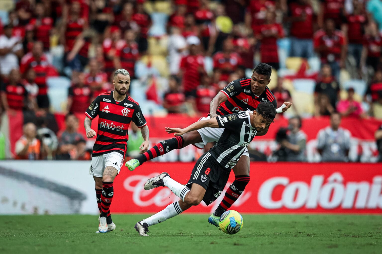 Scarpa lutou muito contra o Flamengo no Maracana no Balcao News