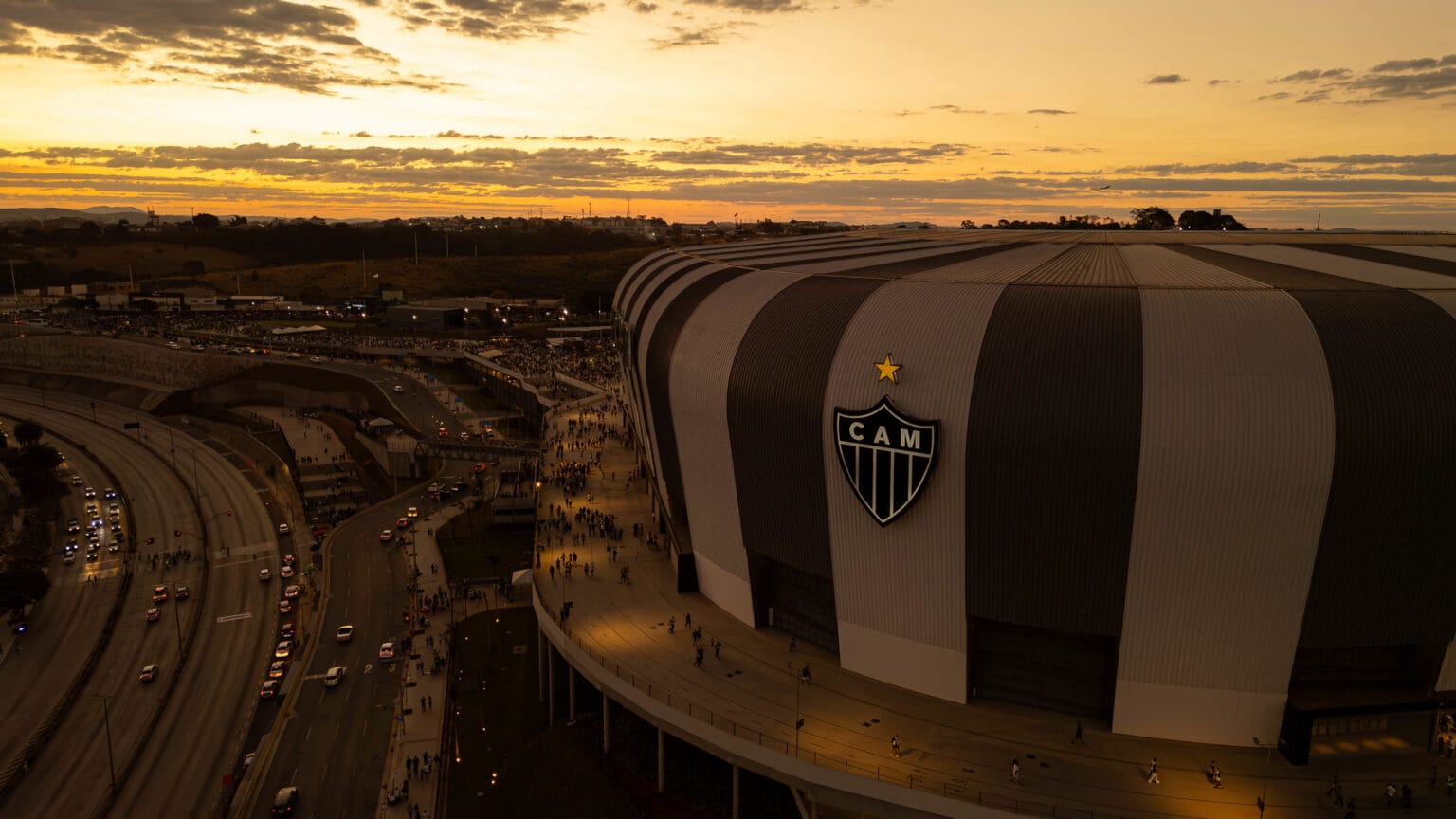 Galo luta contra rebaixamento Pedro Souza 7 12 24 Balcao News