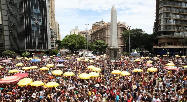 CDL BH e manual do comercio no carnaval Balcao News Elcio Paraiso