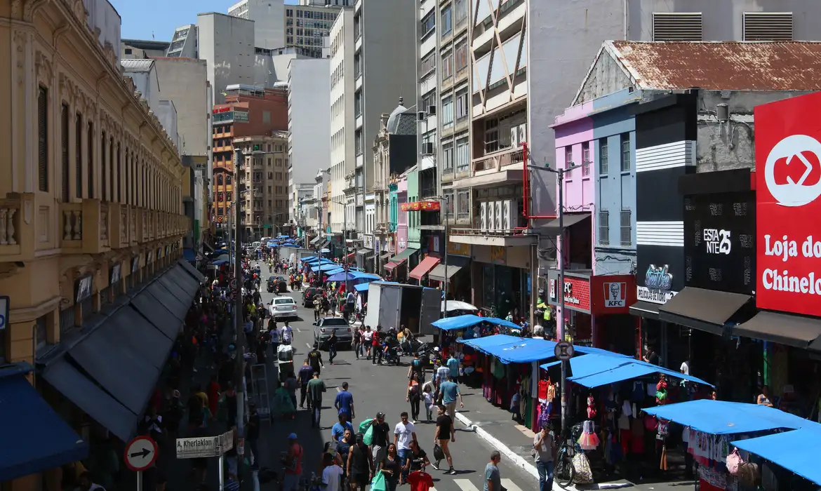 Desemprego atinge menor patamar 28 3 25 Jose Cruz