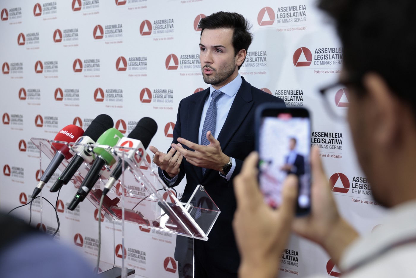 Almg comeca a discutir Propag Alexandre Netto Balcao News