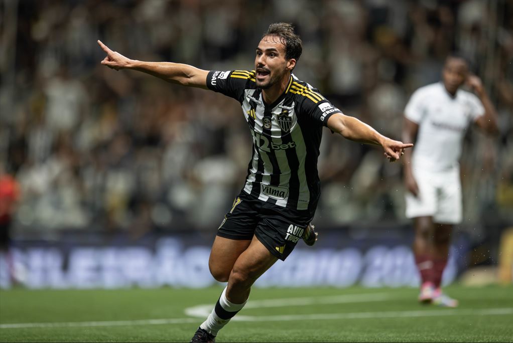 Igos Gomes marcou o gol da vitoria sob o Flu