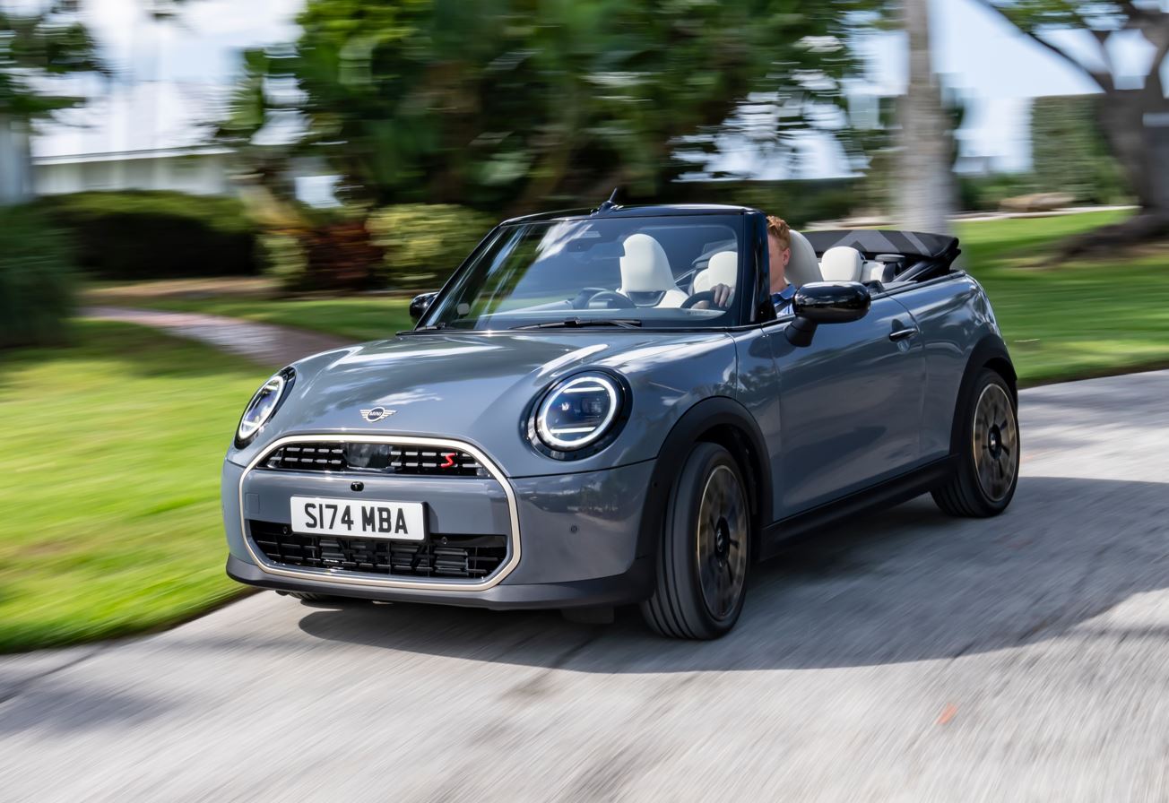 Novo MINI Cooper S Cabrio capa