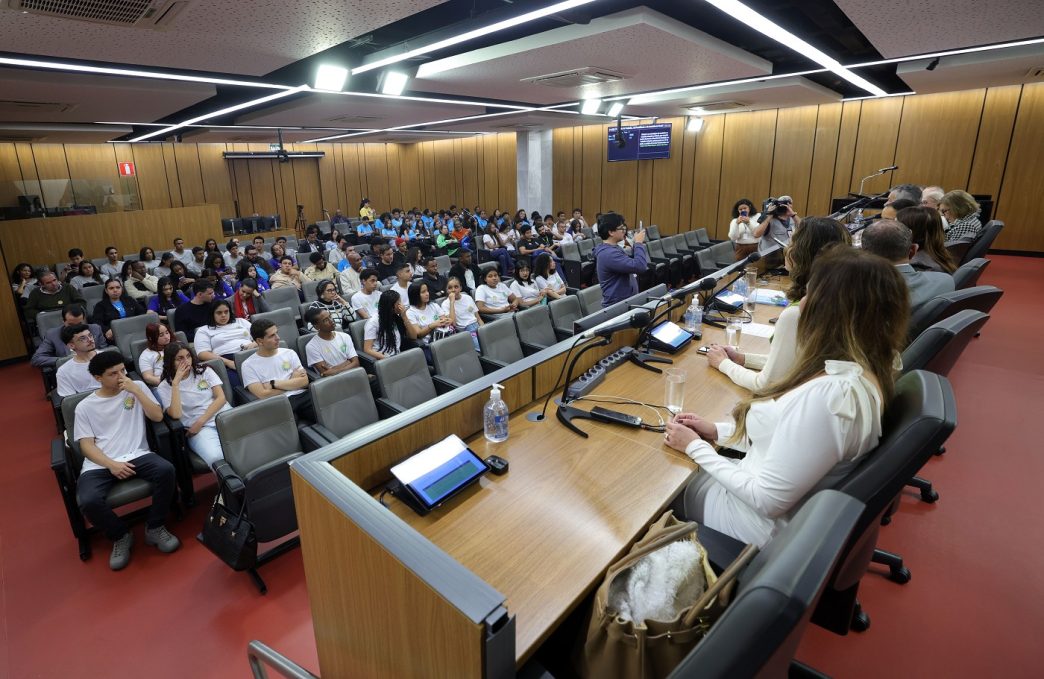 Almg quer saber sobre edital de R 236 milhoes 18 6 25 Henrique Chendes Balcao News