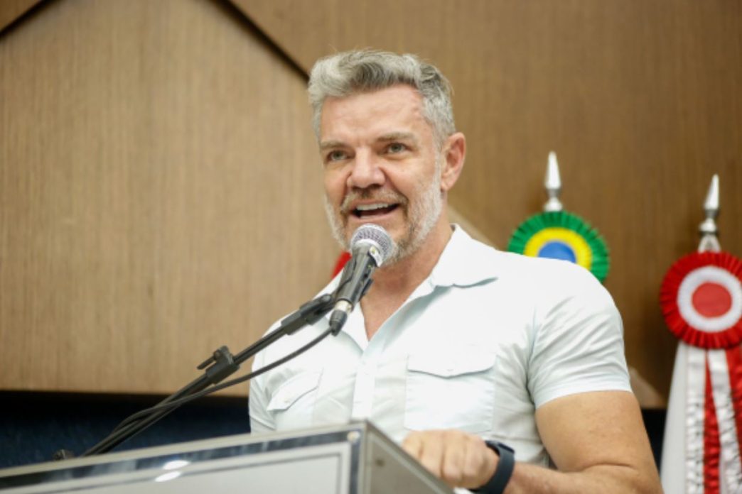 Professor Juliano Lopes