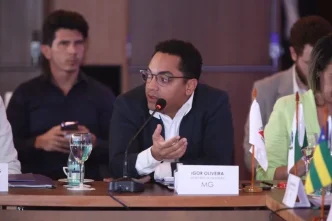 Igor Alvarenga deixa secretaria da Educacao de MG Paulo Negreiros 27 7 25 Balcao News