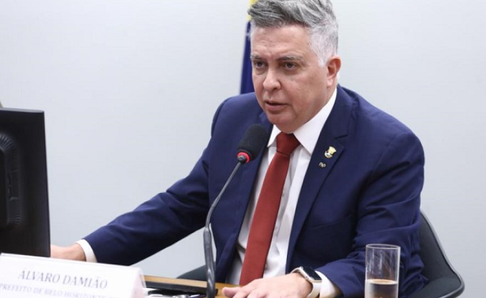 Damiao quer que governo ajude nos custos do transporte 15 8 25 Vinicius Balcao News