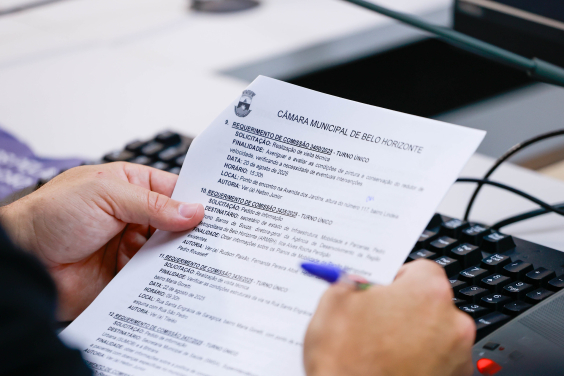 PBH e vereadores querem saber sobre transporte noturno na capital. Cristina Medeiros Balcao News 11 8 25