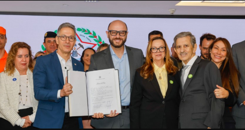 Zema empossa novo secretario de Educacao Dirceu Aurelio Balcao news 7 8 25