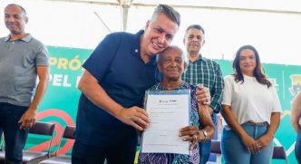 PBH entrega documentos propriedade Conj. aarao res Balcao News 22 9 25