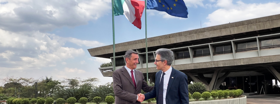 zema bandeira Italia UE horiz