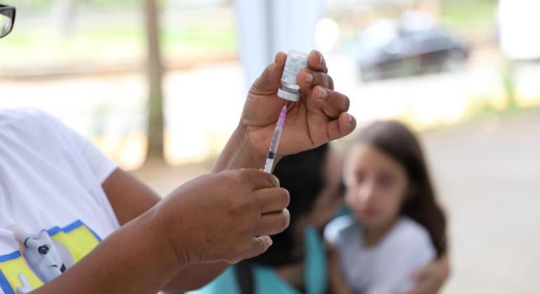 155 postos de saude abrem sabado para vacinacao em BH Rodrigo Clemente 17 10 25 Balcao News