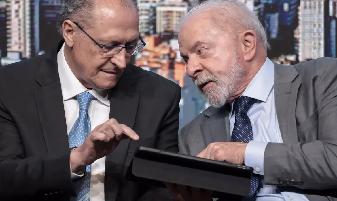 Lula anuncia programa de habitacao para classe media 10 10 25 Balcao News Paulo Pinto