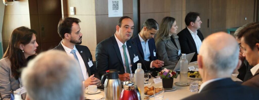 fiemg Encontro MEDEF Paris 17 10 25 Divulgacao Fiemg Balcao News