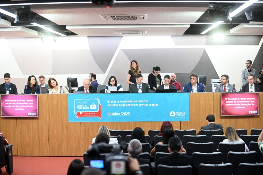 ALMG realiza Forum sobre Direito do Consumidor Ramon Bitencourt