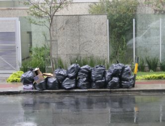 CMBH debate instalacao de containers no centro Karoline Barreto