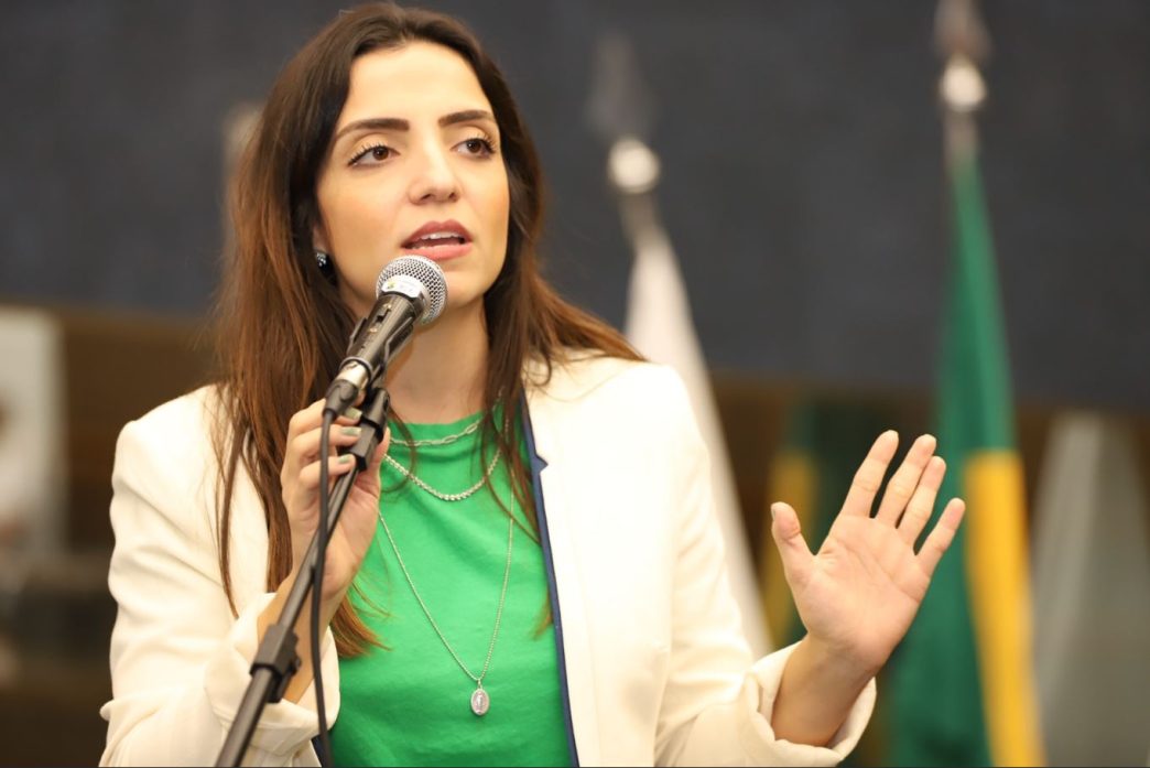 Marcela Tropia