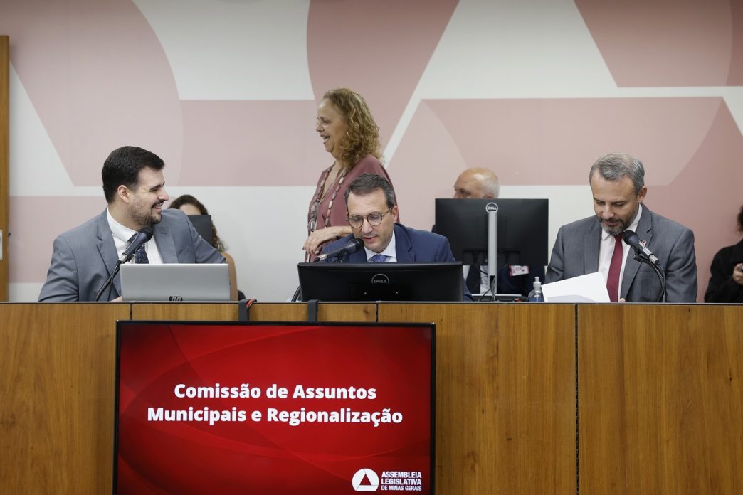 PL de projetos inteligentes avanca na Almg