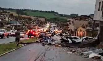 Tornado Parana deixa mortos e muita destruicao Reproducao video Agencia Brasil balcao news