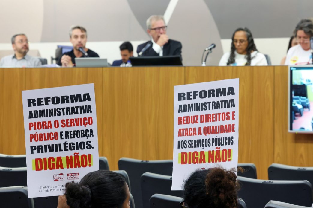 Almg debate reforna adm do Congresso William Dias