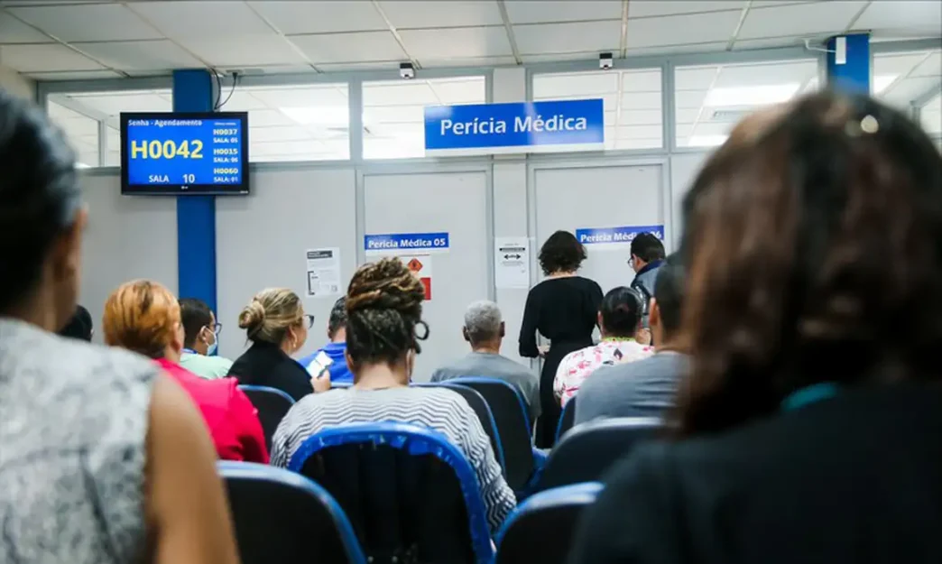 Comite para reduzir filas inss