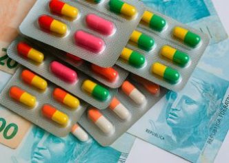 Fecoimercio adia novas regras medicamentos BalcaoNews