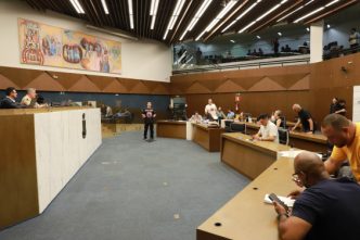 Multa drogas aprovada em primeiro turno Denis Dias