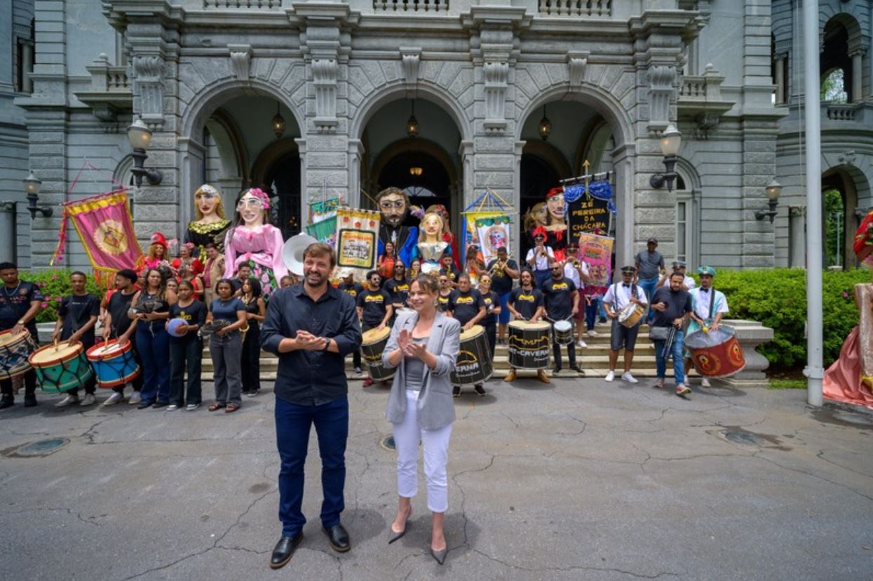 Geferson Burgarelli e a secretaria de Estado de Cultura e Turismo Barbara Botega