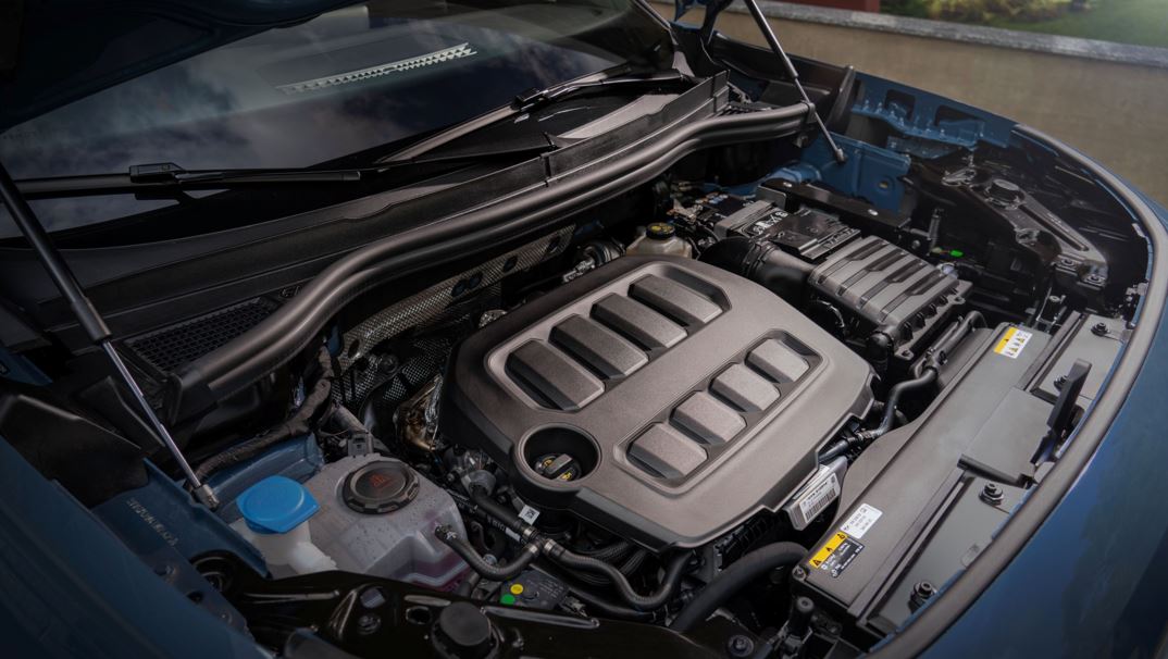 Motor 2.0 EA888 Evo5 do novo Volkswagen Tiguan 2025 com 272 cv e 35,7 kgfm de torque, destaque para desempenho e tecnologia