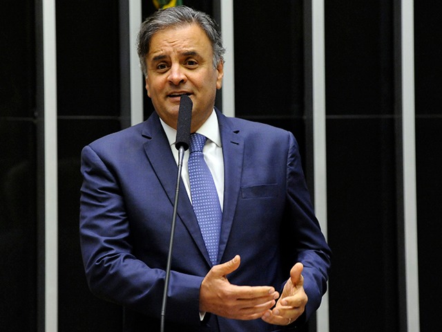 Cidadania aprova Aécio para 2026