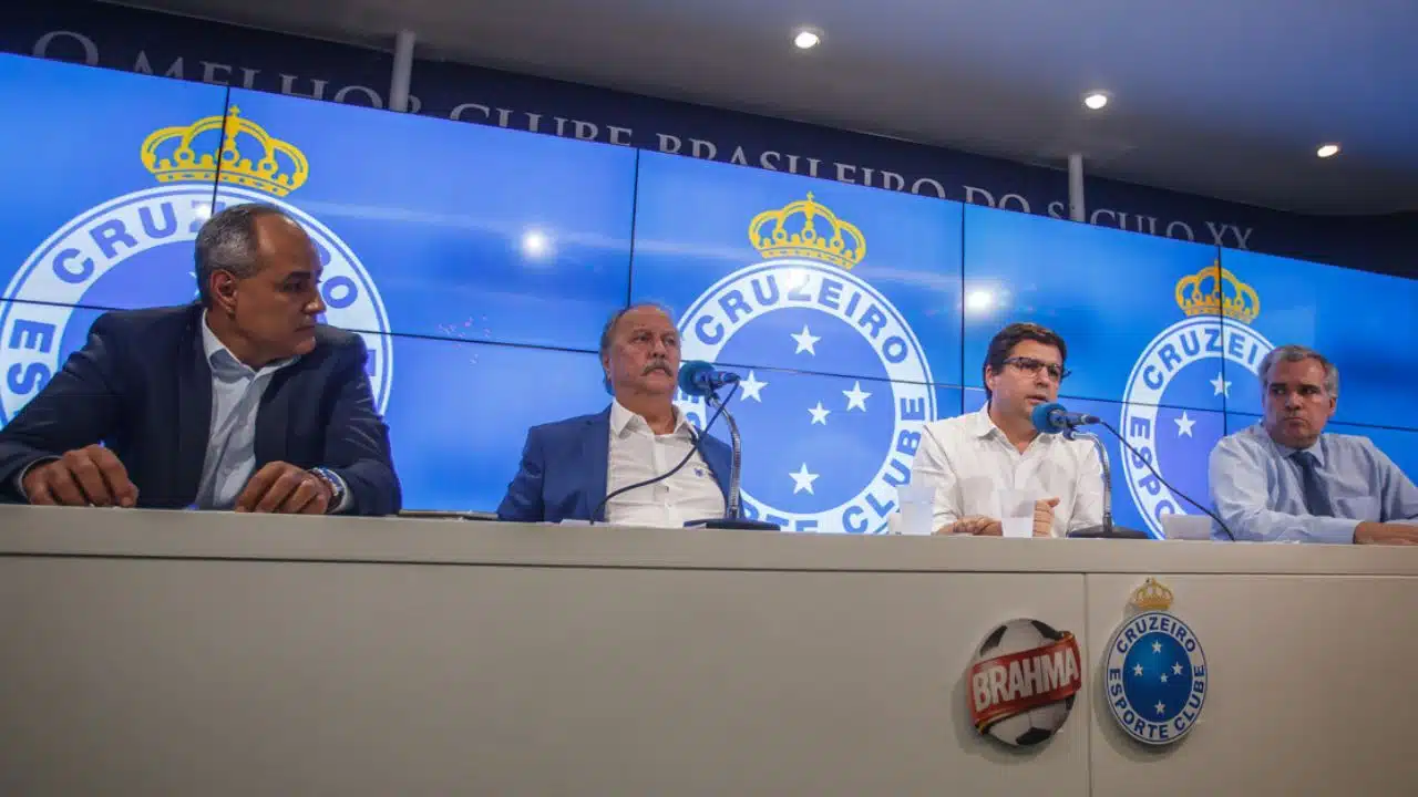 diretoria cruzeiro 2019.jpg