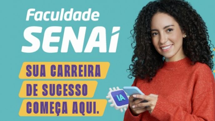 Mulher segura celular em anúncio da Faculdade SENAI sobre carreira, inteligência artificial e formação profissional.