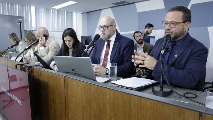 Governo explica sumiço acervo Guilherme Bergamini