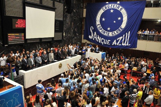 ALMG homenageia 50 anos do primeiro título da Libertadores do Cruzeiro