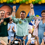 Flávio Bolsonaro confirma Flávio Roscoe como seu candidato em Minas