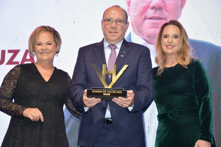 Presidente do Sebrae Minas recebe Prêmio Homem de Valor